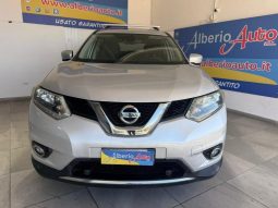 Nissan X-Trail pieno
