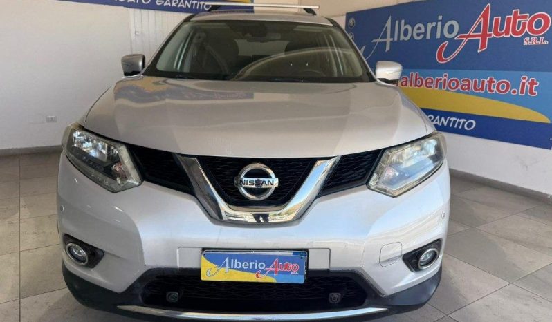 Nissan X-Trail pieno