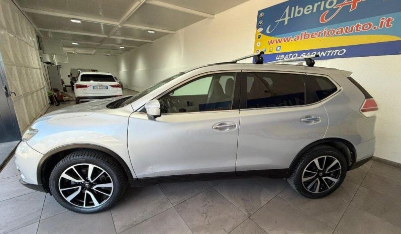 Nissan X-Trail pieno