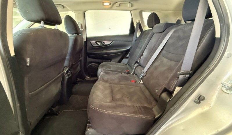 Nissan X-Trail pieno