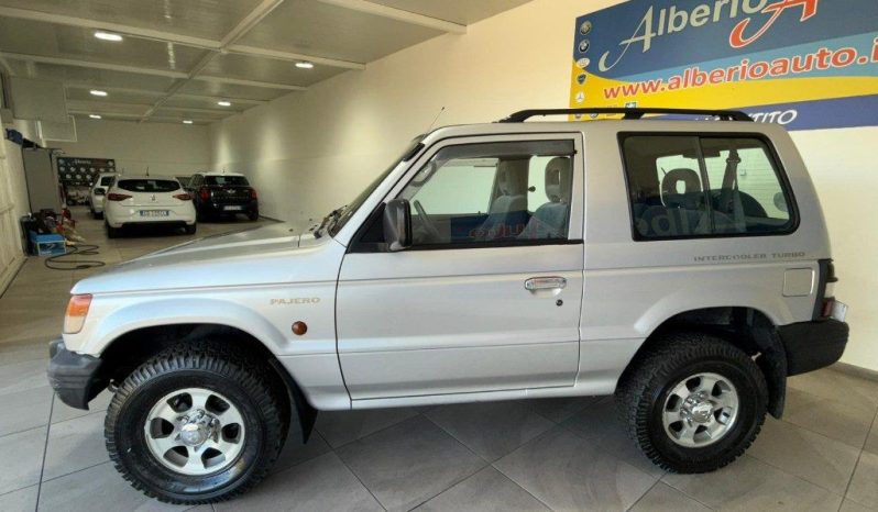 Mitsubishi Pajero pieno