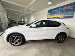 Alfa Romeo Stelvio pieno