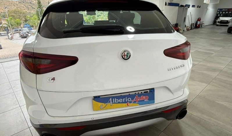 Alfa Romeo Stelvio pieno