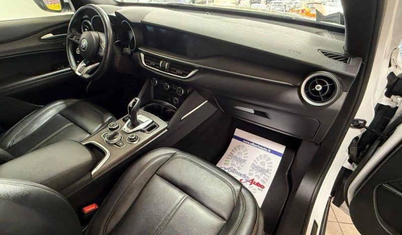 Alfa Romeo Stelvio pieno