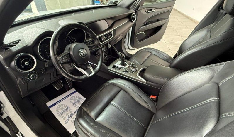 Alfa Romeo Stelvio pieno