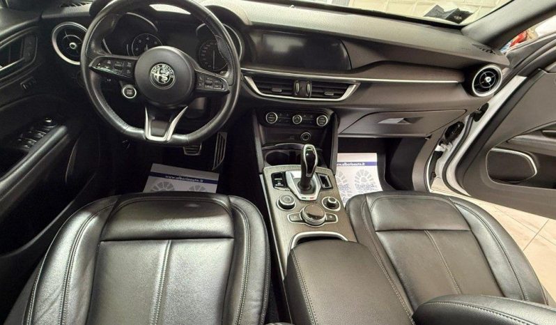 Alfa Romeo Stelvio pieno