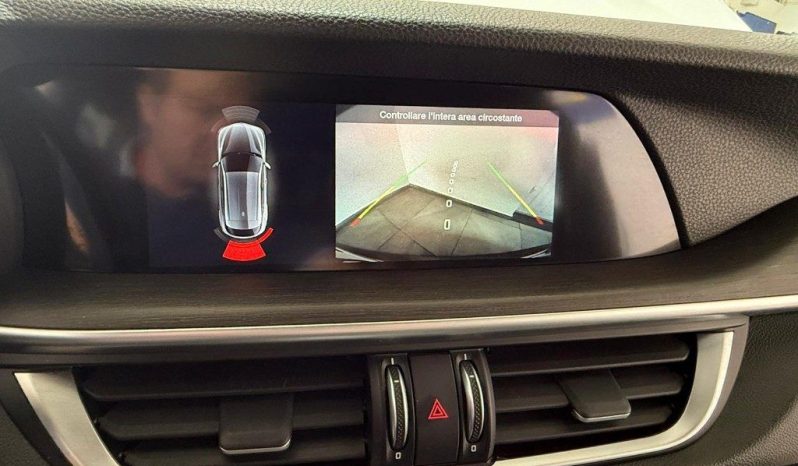 Alfa Romeo Stelvio pieno