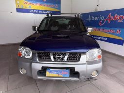 Nissan Pick Up pieno