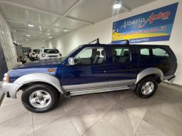 Nissan Pick Up pieno