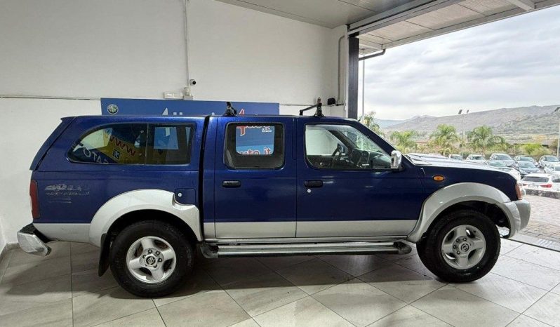 Nissan Pick Up pieno