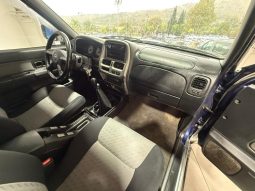 Nissan Pick Up pieno