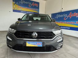 Volkswagen T-Roc pieno