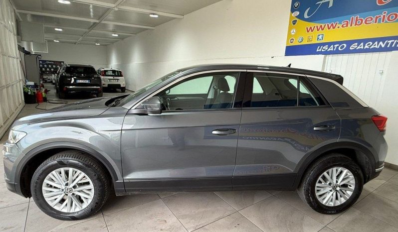 Volkswagen T-Roc pieno