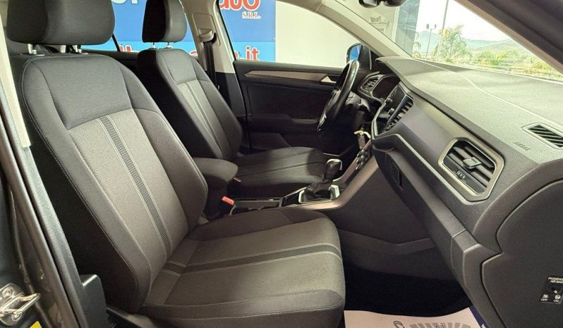 Volkswagen T-Roc pieno