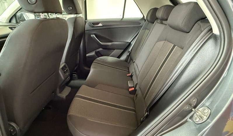 Volkswagen T-Roc pieno