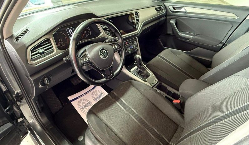 Volkswagen T-Roc pieno