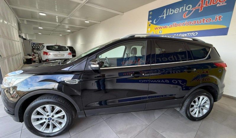 Ford Kuga pieno