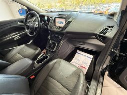 Ford Kuga pieno