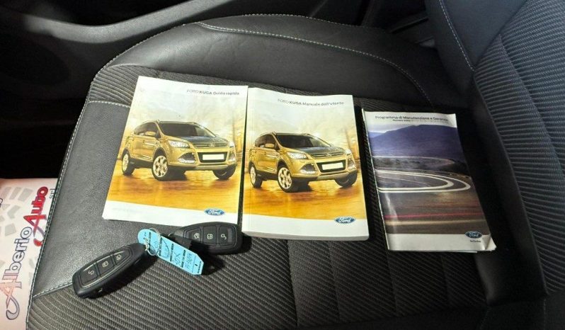 Ford Kuga pieno