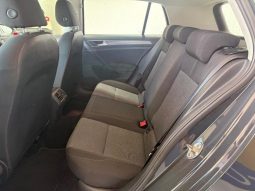 Volkswagen Golf pieno