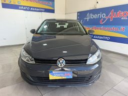 Volkswagen Golf pieno
