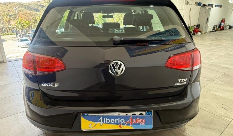 Volkswagen Golf pieno