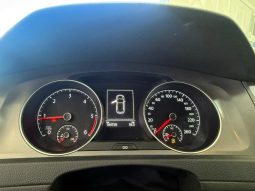 Volkswagen Golf pieno