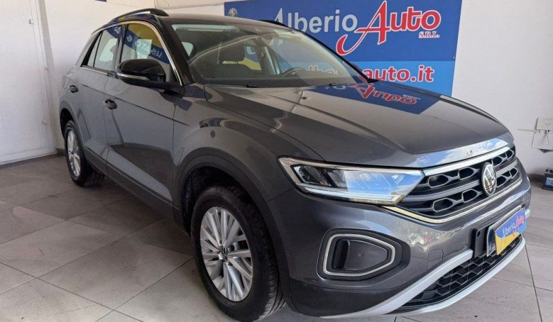 Volkswagen T-Roc pieno