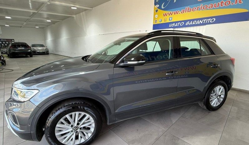 Volkswagen T-Roc pieno