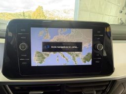 Volkswagen T-Roc pieno