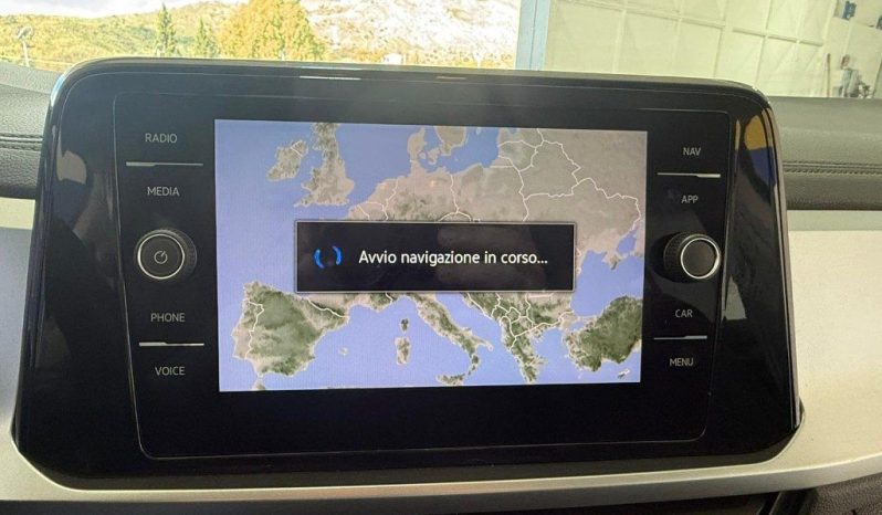 Volkswagen T-Roc pieno