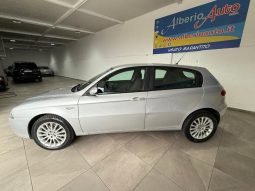 Alfa Romeo 147 pieno