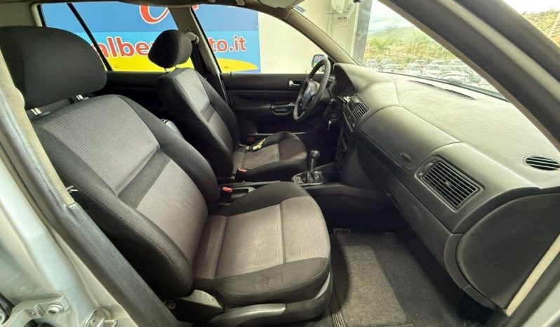 Volkswagen Golf pieno