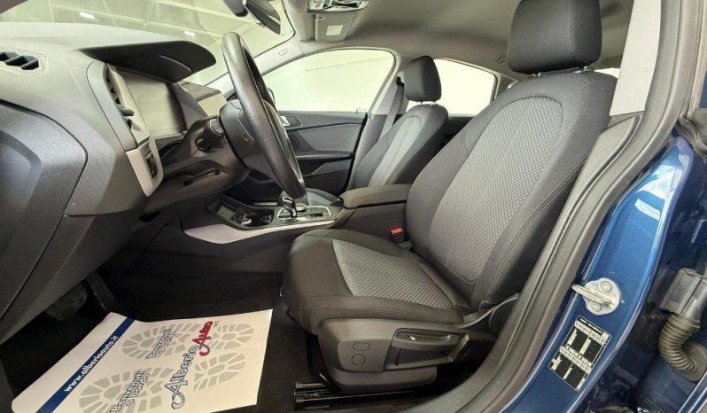 BMW 216 pieno
