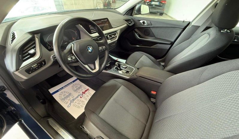 BMW 216 pieno