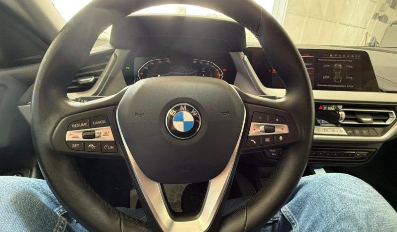 BMW 216 pieno