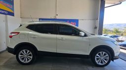 Nissan Qashqai pieno
