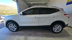 Nissan Qashqai pieno