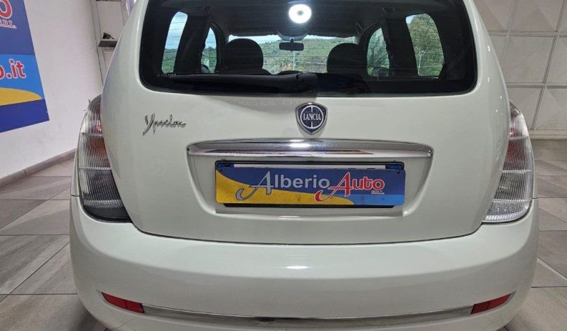 Lancia Ypsilon pieno