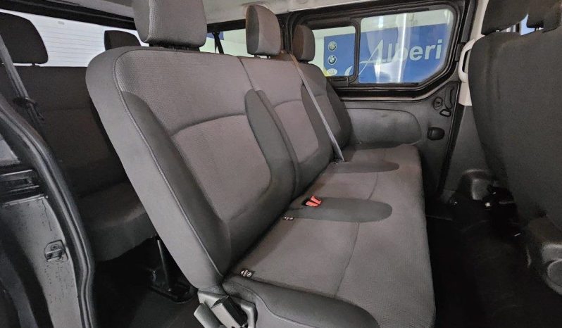 Nissan Primastar pieno