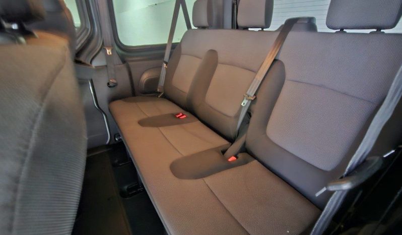 Nissan Primastar pieno