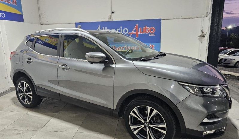 Nissan Qashqai pieno