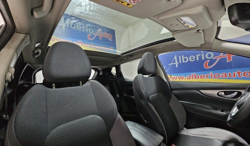 Nissan Qashqai pieno