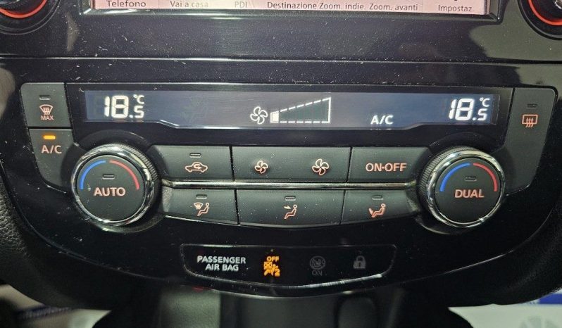 Nissan Qashqai pieno