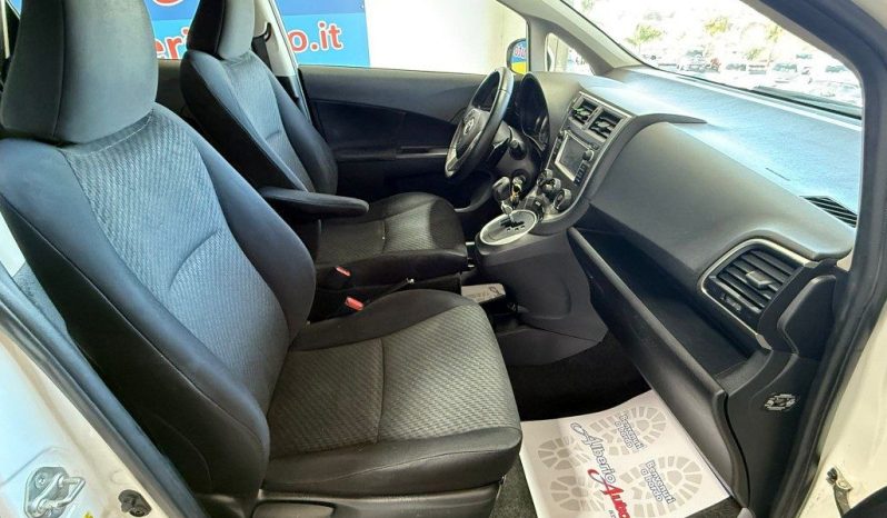 Toyota Verso-S pieno