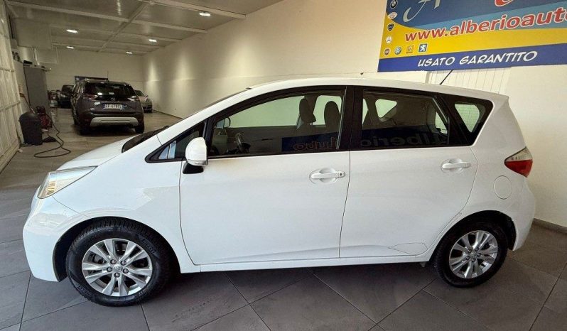 Toyota Verso-S pieno