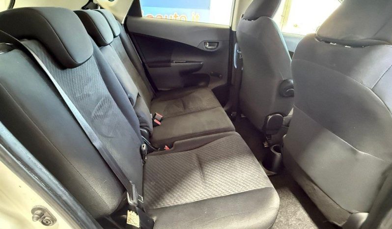 Toyota Verso-S pieno