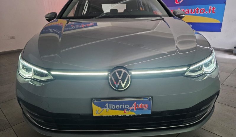 Volkswagen Golf pieno