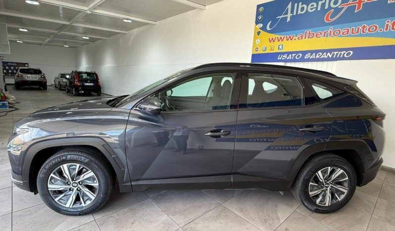 Hyundai TUCSON pieno
