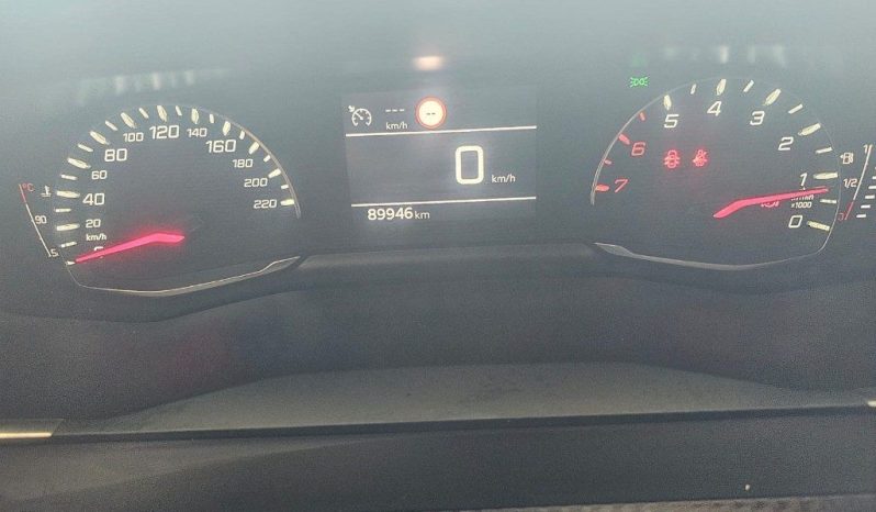 Peugeot 208 pieno